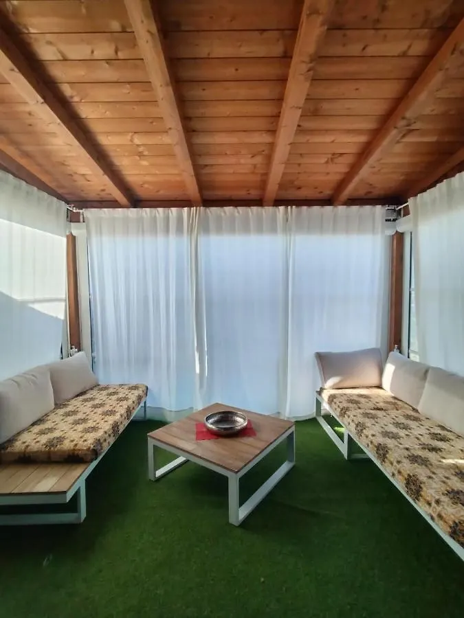 A Casa Di Rossana Apartment Casal Palocco 0*,